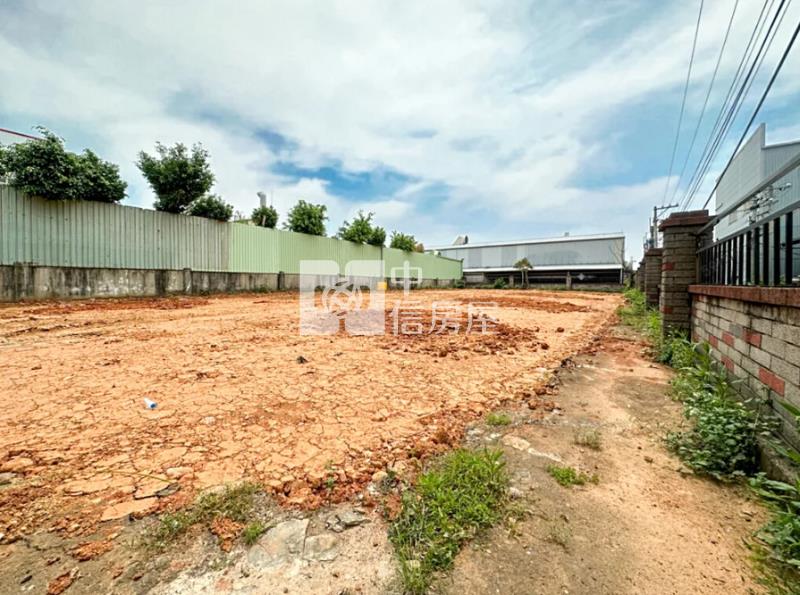 楊梅 梅高路雙面臨路工業地房屋室內格局與周邊環境