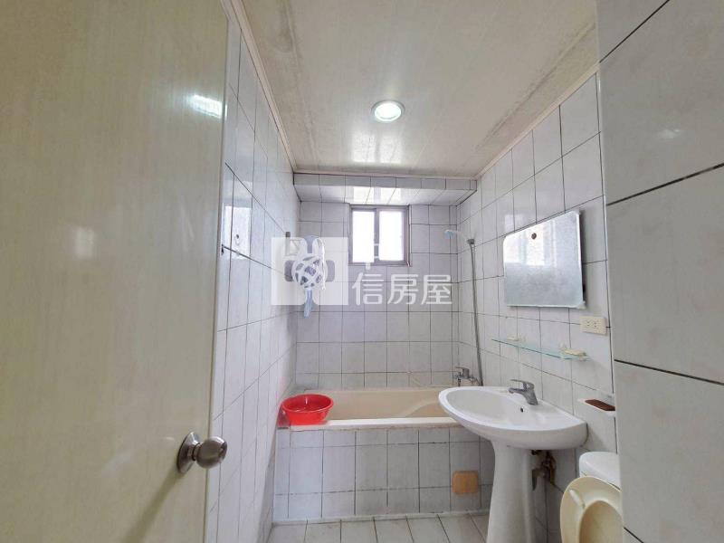 屏中景觀三房美樓房屋室內格局與周邊環境