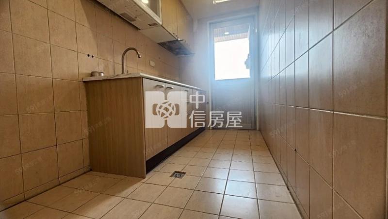 龍安商圈宏國真愛Ｅ區全新裝潢3房房屋室內格局與周邊環境