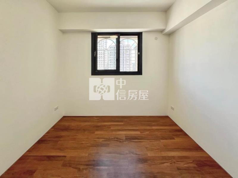 南區愛買超美三房公寓房屋室內格局與周邊環境