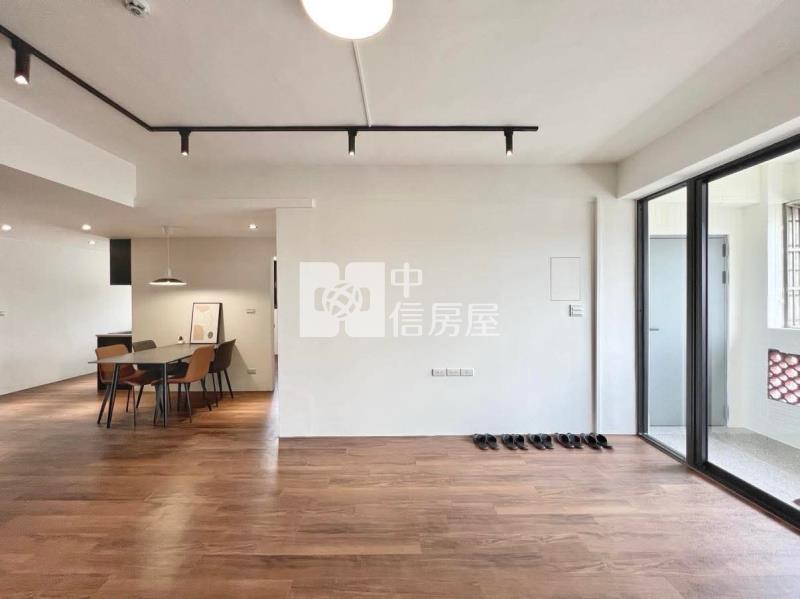 南區愛買超美三房公寓房屋室內格局與周邊環境
