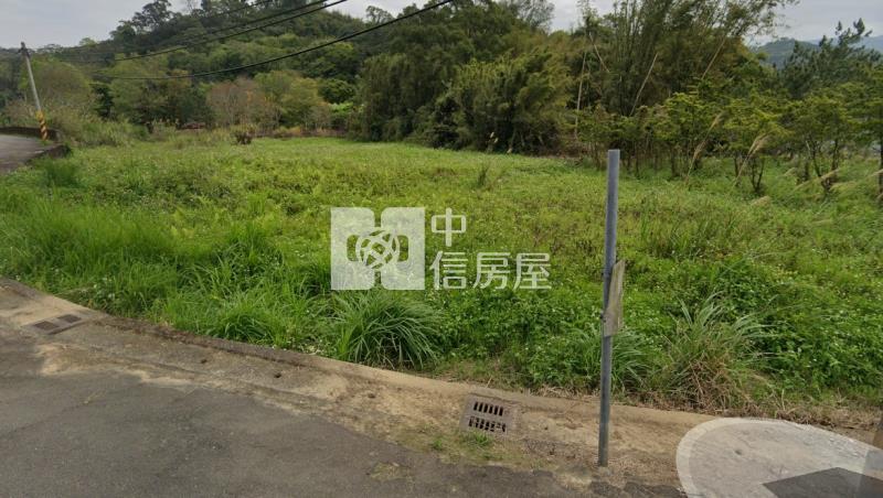 新竹橫山市區大肚國校旁都計內建地-投資價房屋室內格局與周邊環境
