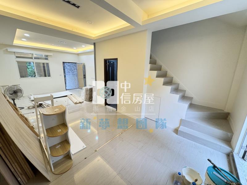 【新夢想】大台北整新前庭後院別墅房屋室內格局與周邊環境