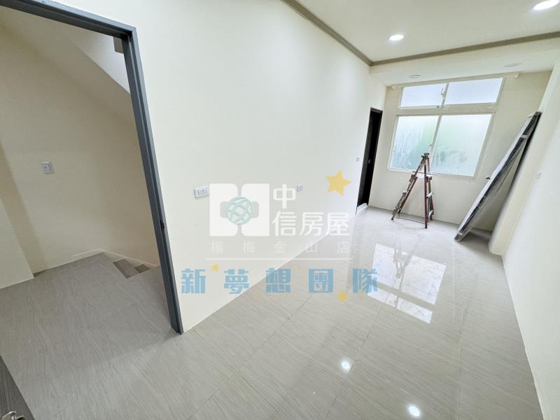【新夢想】大台北整新前庭後院別墅房屋室內格局與周邊環境