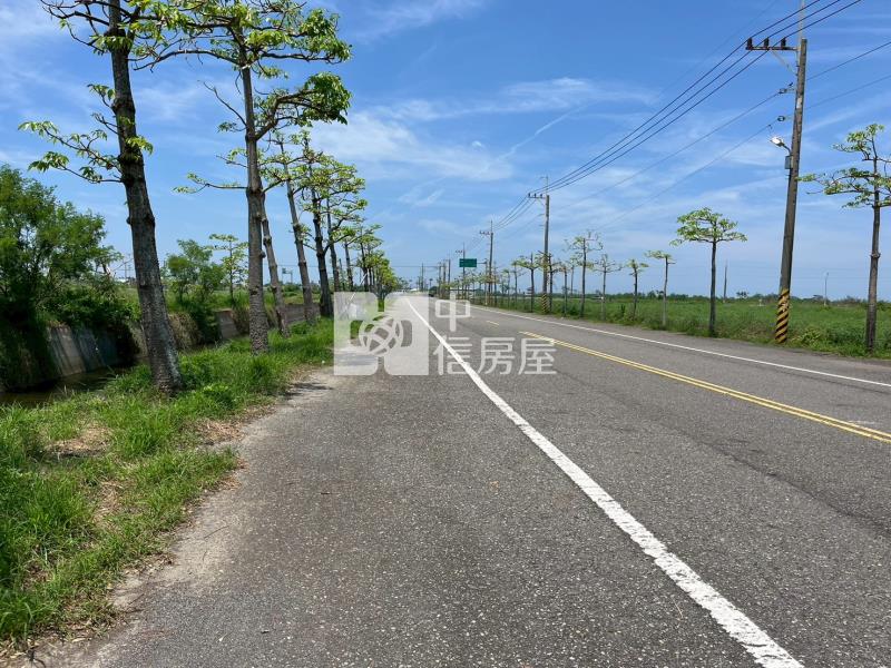 七股前後臨路便宜美農地房屋室內格局與周邊環境