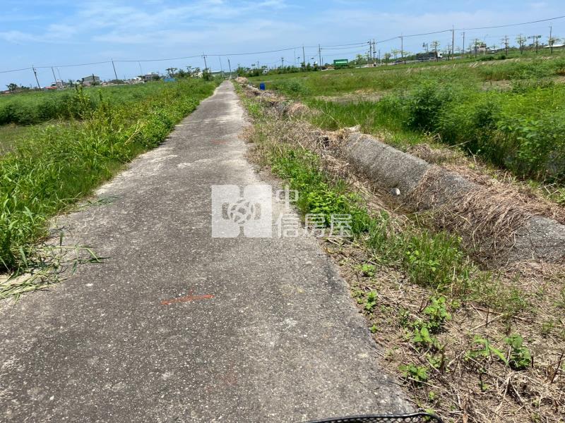 七股前後臨路便宜美農地房屋室內格局與周邊環境