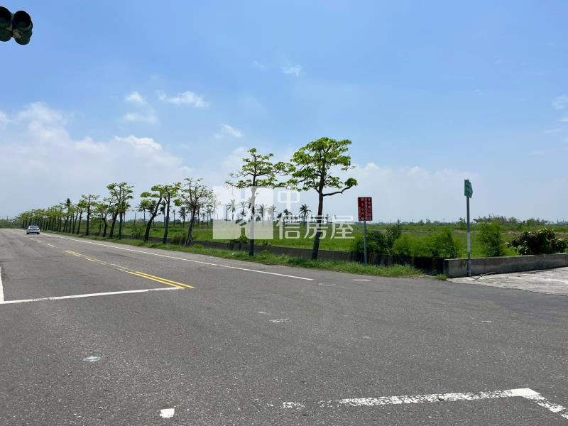 七股前後臨路便宜美農地房屋室內格局與周邊環境