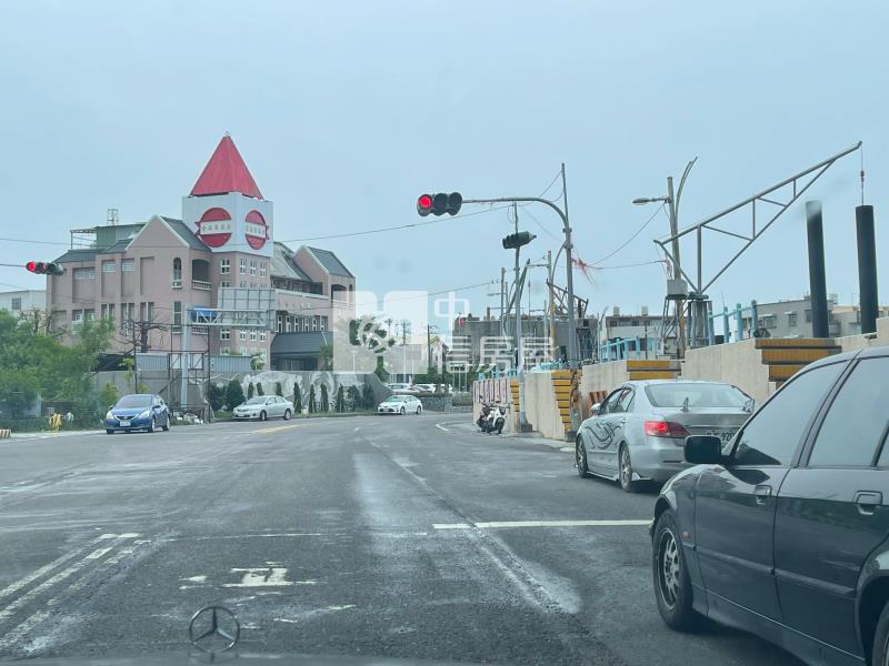 布袋港三角窗倉儲用地房屋室內格局與周邊環境