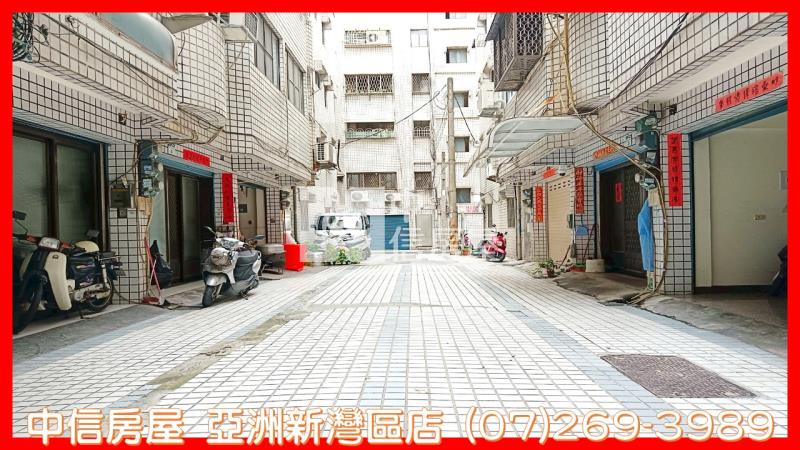 漢民商圈稀有4樓車庫透天房屋室內格局與周邊環境