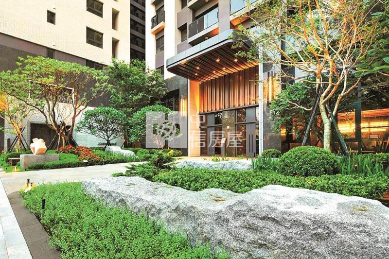 樹孝商圈*太子欣世界*大四房+3平車房屋室內格局與周邊環境