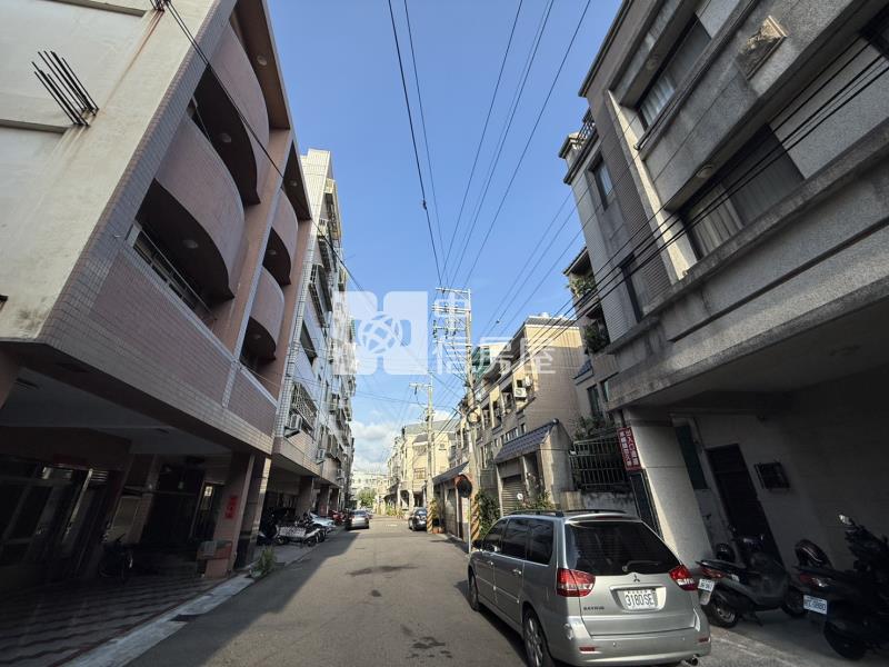 大明商圈旁10米面寬增值透天房屋室內格局與周邊環境