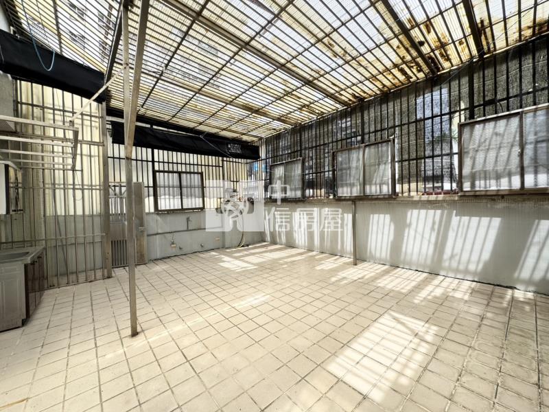 嶺東商圈大地坪別墅房屋室內格局與周邊環境