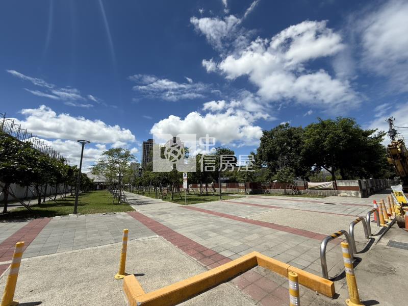 大里國小旁面公園10米面寬建地房屋室內格局與周邊環境