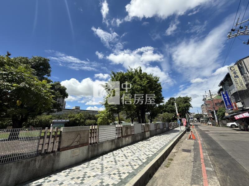 大里國小旁面公園10米面寬建地房屋室內格局與周邊環境