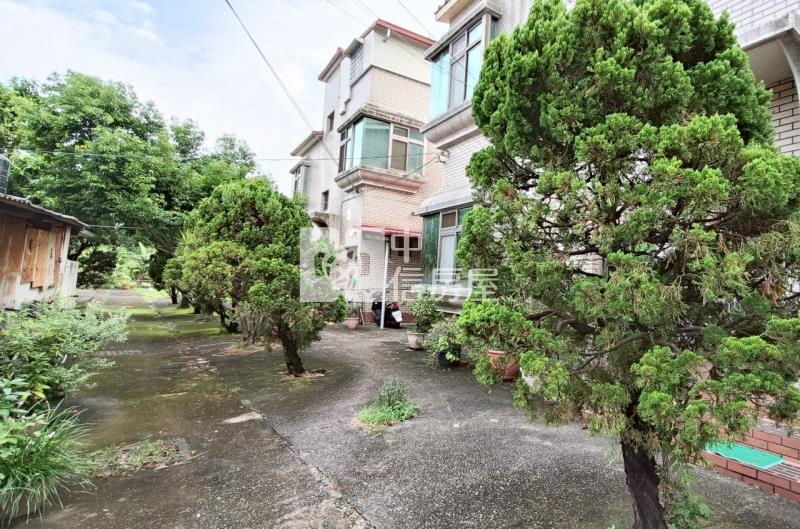 (專)歸仁近保大路60坪鈔值甲種建地房屋室內格局與周邊環境