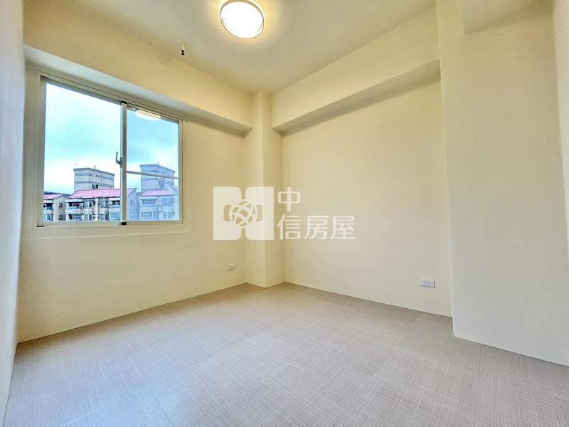 成家三房＋車位房屋室內格局與周邊環境