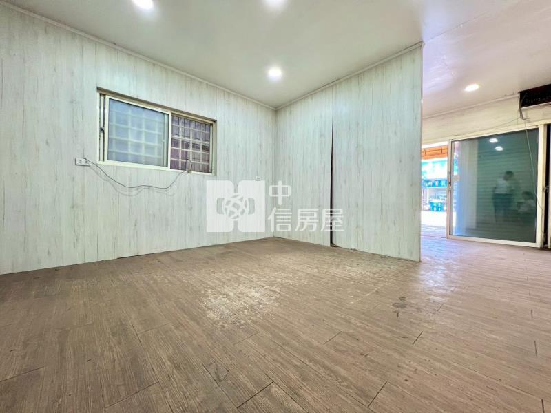 吳鳳南路店面建地房屋室內格局與周邊環境
