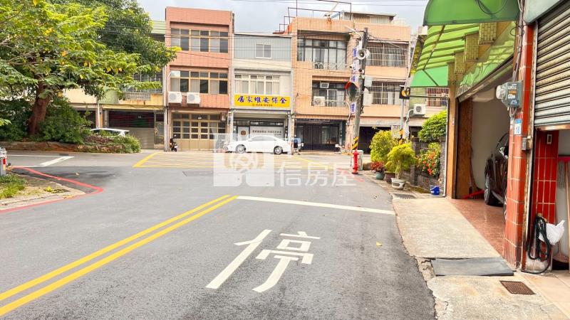 角地平鎮德育段建地房屋室內格局與周邊環境