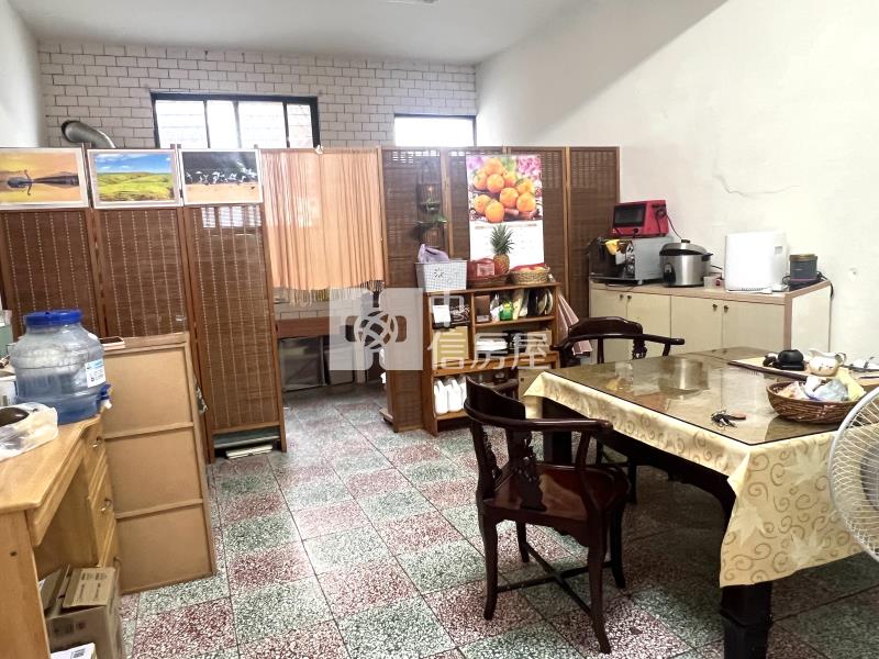 太平雙面臨路大面寬建地房屋室內格局與周邊環境