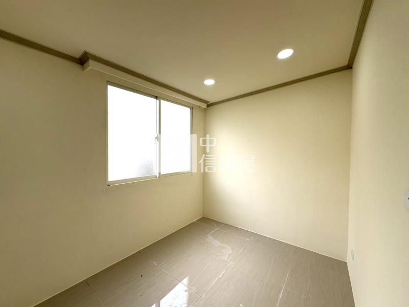 楊梅裕成路整新透天房屋室內格局與周邊環境