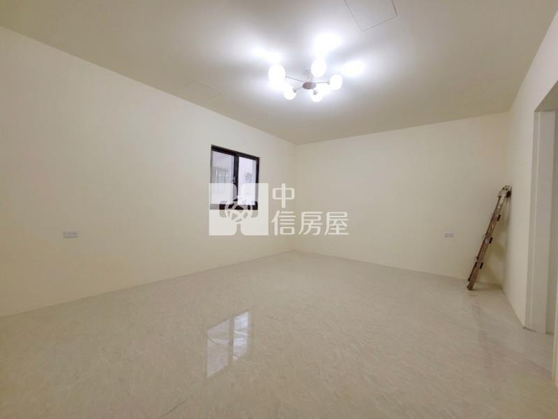龍岡全新整理美透天房屋室內格局與周邊環境