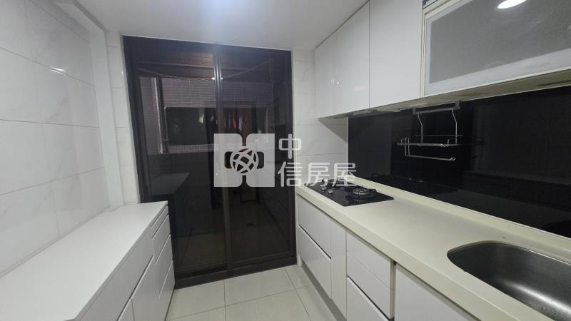 青埔特區三房+雙車位房屋室內格局與周邊環境