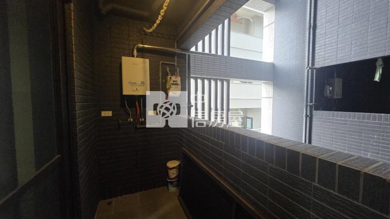 青埔特區三房+雙車位房屋室內格局與周邊環境