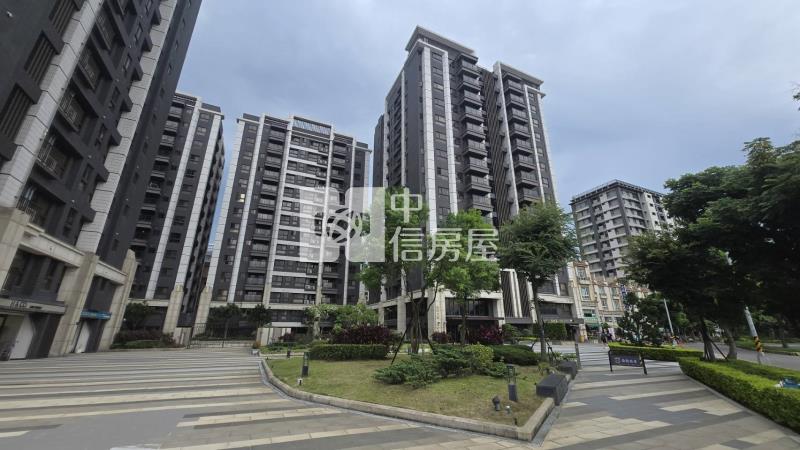 青埔特區三房+雙車位房屋室內格局與周邊環境