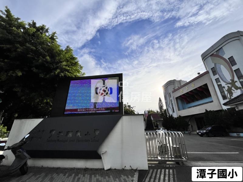 正中山路金透店房屋室內格局與周邊環境