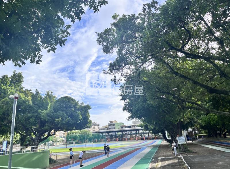 正中山路金透店房屋室內格局與周邊環境