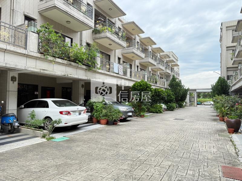【安家】楊梅富岡重劃區前院停車美別墅房屋室內格局與周邊環境