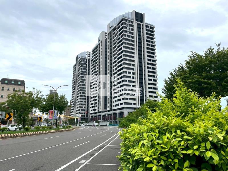 允將海安花園首邸高樓三房平車房屋室內格局與周邊環境