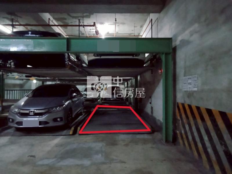 安平長谷畫車位金樓店房屋室內格局與周邊環境