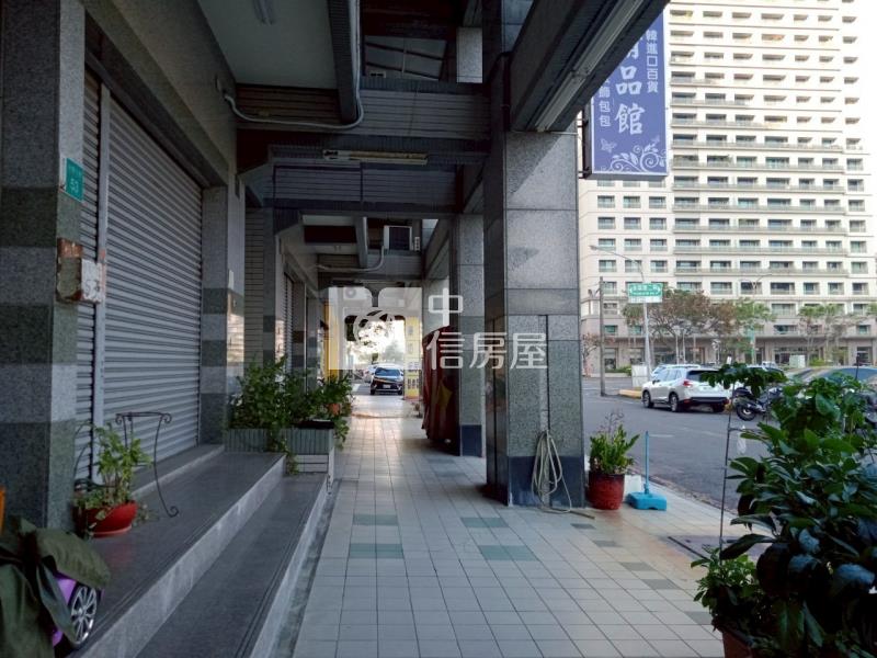 安平長谷畫車位金樓店房屋室內格局與周邊環境