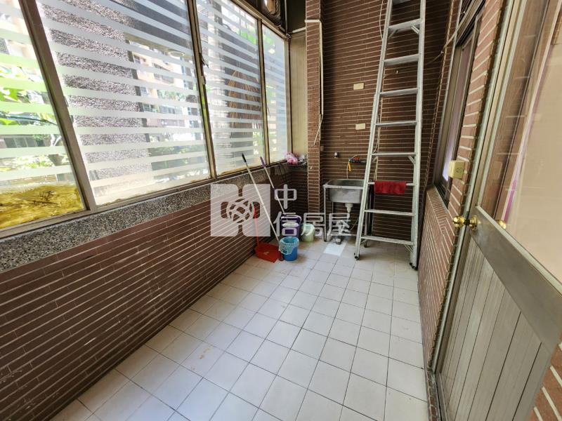 體育園區八方來財金店面房屋室內格局與周邊環境
