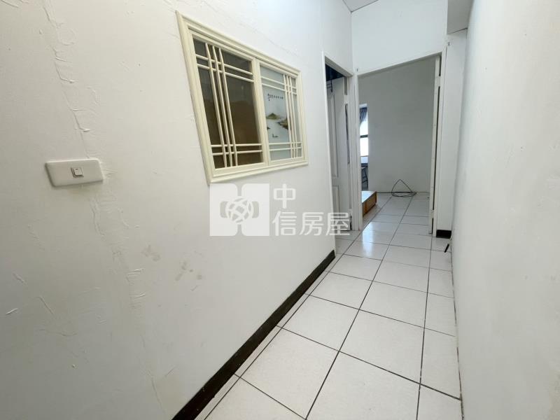 中華夜市低總價電梯美兩房房屋室內格局與周邊環境