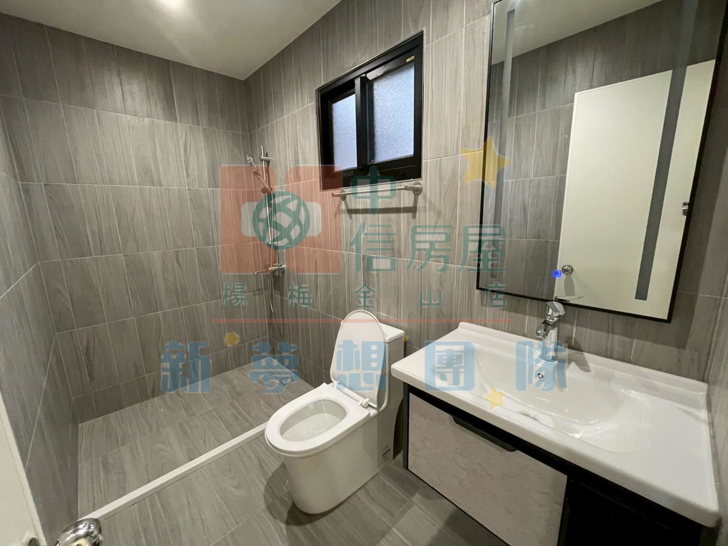 【新夢想】龍潭逸園全新雙車位透天房屋室內格局與周邊環境