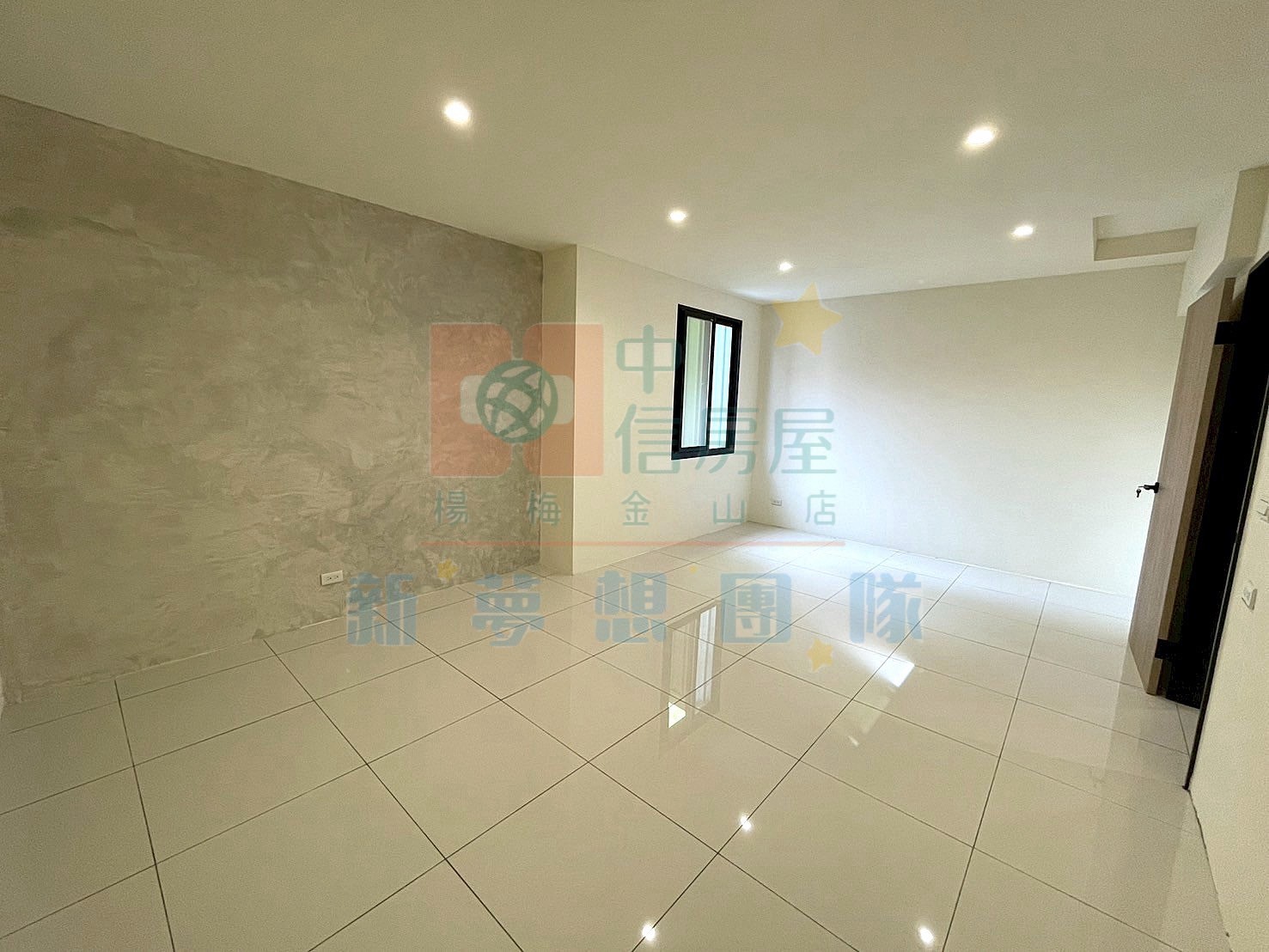 【新夢想】龍潭逸園全新雙車位透天房屋室內格局與周邊環境