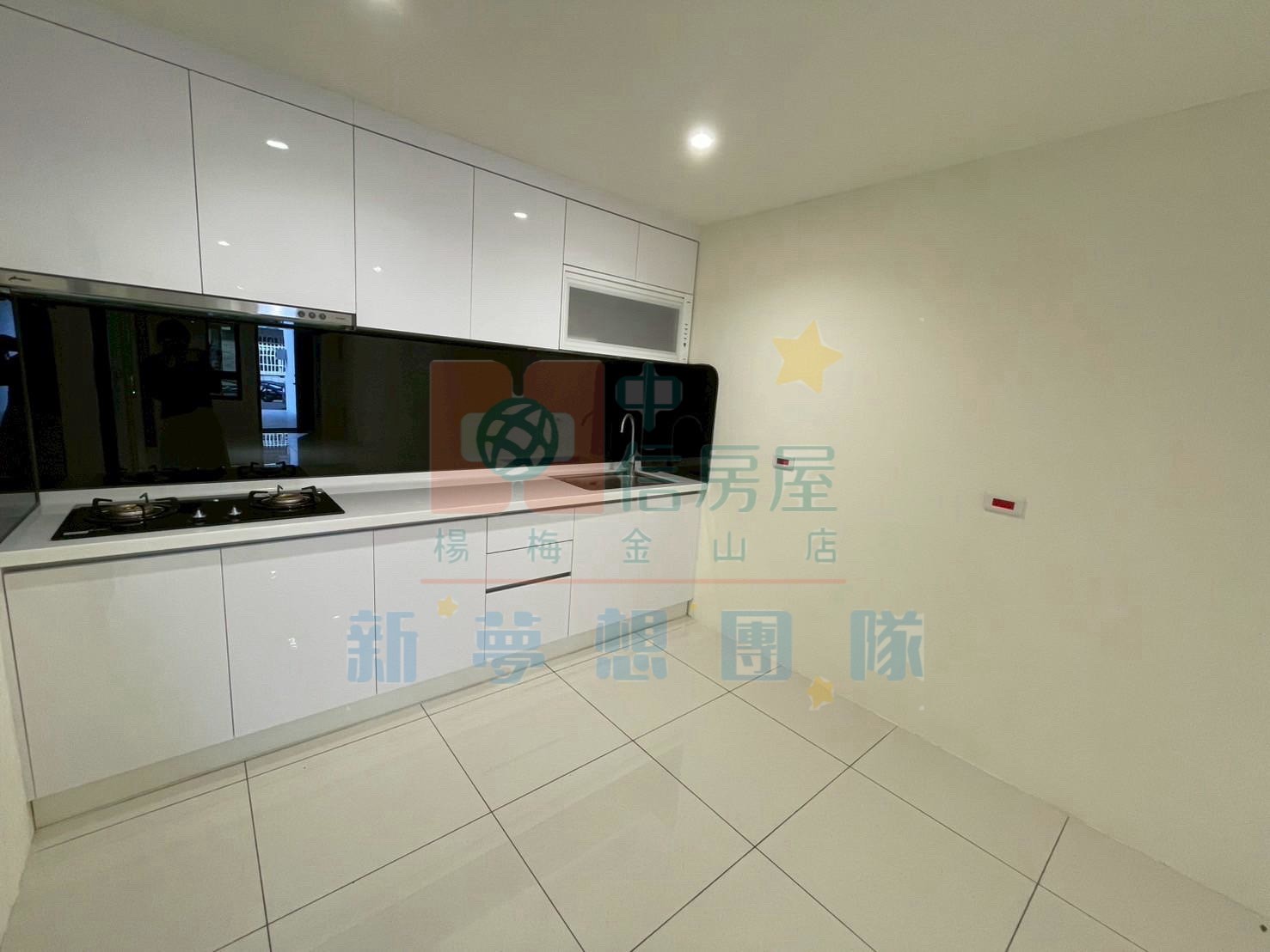 【新夢想】龍潭逸園全新雙車位透天房屋室內格局與周邊環境