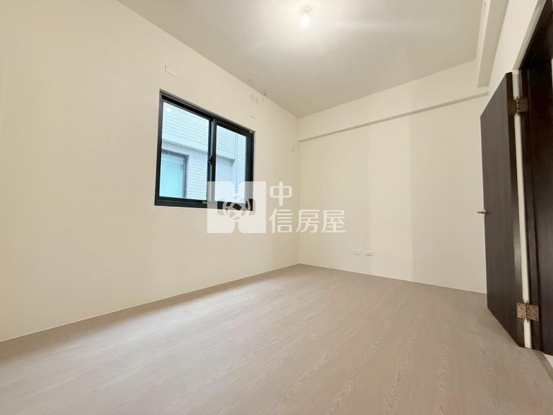 仁美至善雙車別墅房屋室內格局與周邊環境