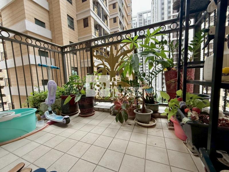 微笑雲品三房平車房屋室內格局與周邊環境