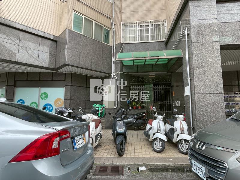 豐南國中三立新天地2房車位房屋室內格局與周邊環境