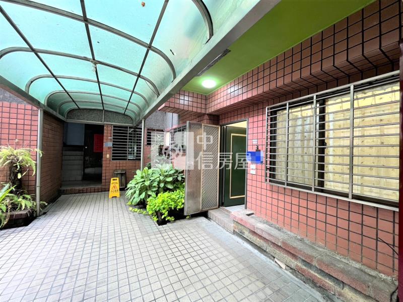 崇德商圈華廈1樓加車位房屋室內格局與周邊環境