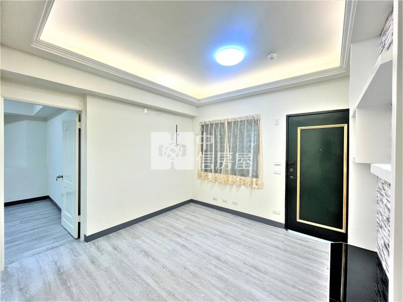 崇德商圈華廈1樓加車位房屋室內格局與周邊環境