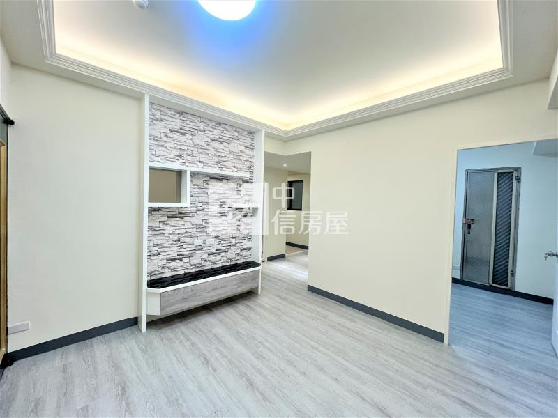 崇德商圈華廈1樓加車位房屋室內格局與周邊環境