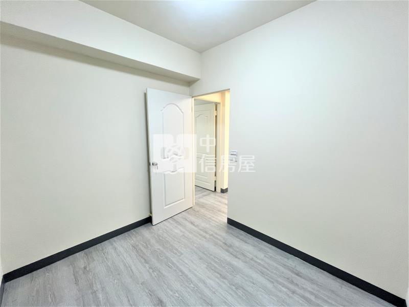 崇德商圈華廈1樓加車位房屋室內格局與周邊環境