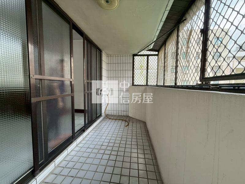 員林市中心大同學區大坪數松柏雙子星華廈房屋室內格局與周邊環境