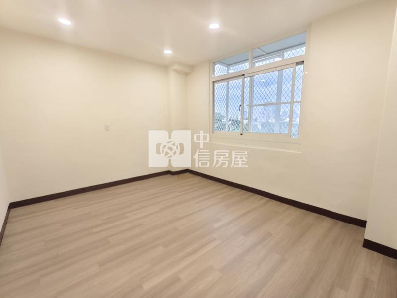 一中商圈旁電梯全新裝潢三房美屋(觀光大樓)房屋室內格局與周邊環境