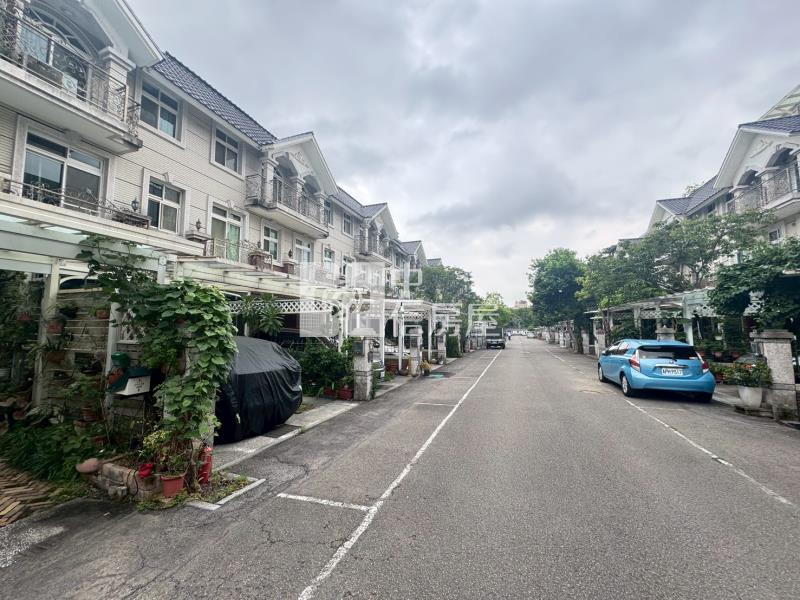 【安家】專任-宋屋玫瑰花園5房雙車位別墅房屋室內格局與周邊環境