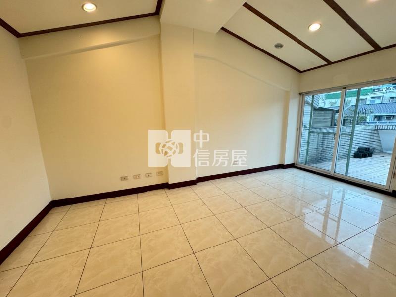 【安家】專任-宋屋玫瑰花園5房雙車位別墅房屋室內格局與周邊環境